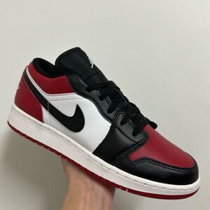 ⭐️🖤❤️NIKE AIR JORDAN 1 LOW GS SNEAKERS❤️🖤